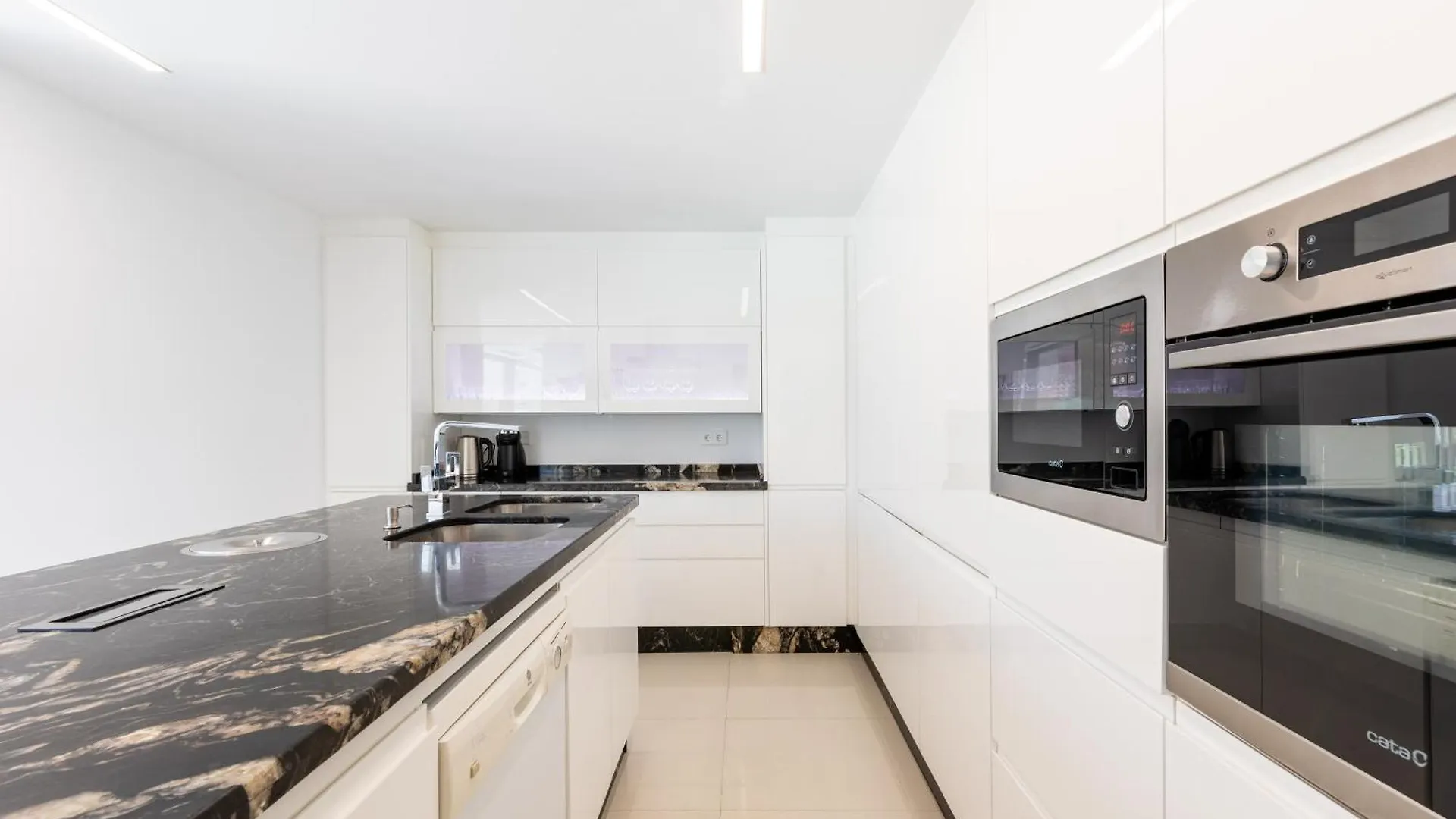 Ohana 2 Luxury Villa Malaga